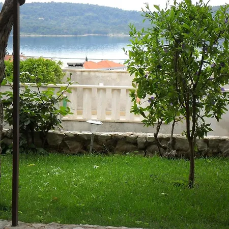 In Mit Grossem Balkon *